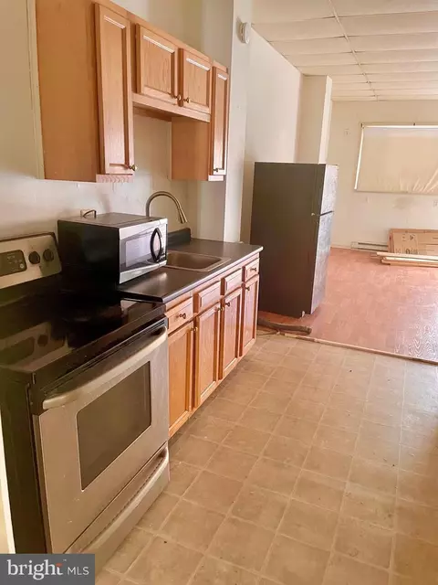 3209 E Lombard St, Baltimore, MD 21224 photo 11