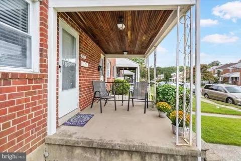 Exterior - 625 Queensgate Rd, Baltimore, MD 21229 photo 2 of 8