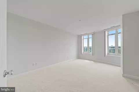 Bedroom - 100 Harborview Dr #913, Baltimore, MD 21230 photo 1 of 1