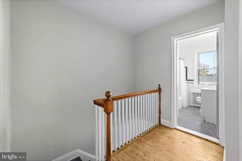 Entry Way - 1611 Northwick Rd, Baltimore, MD 21218 photo 2 of 4