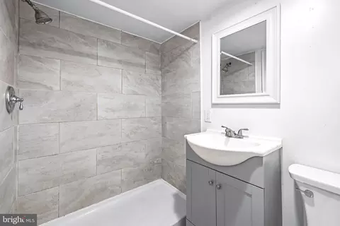 Bath - 1611 Northwick Rd, Baltimore, MD 21218 photo 1 of 1