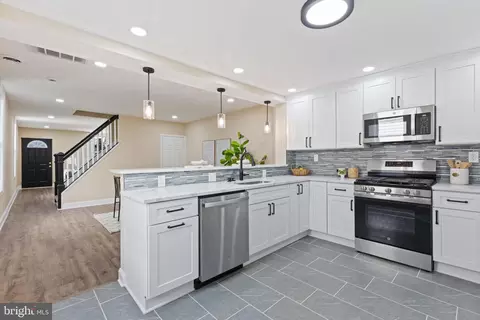 1520 Cox St, Baltimore, MD 21211