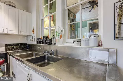 Kitchen - 2617 E Fayette St, Baltimore, MD 21224 photo 4 of 4