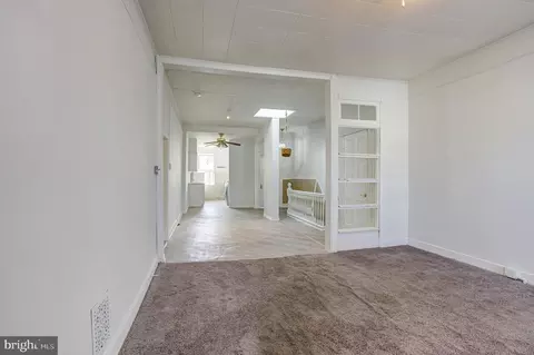Living - 2617 E Fayette St, Baltimore, MD 21224 photo 2 of 3