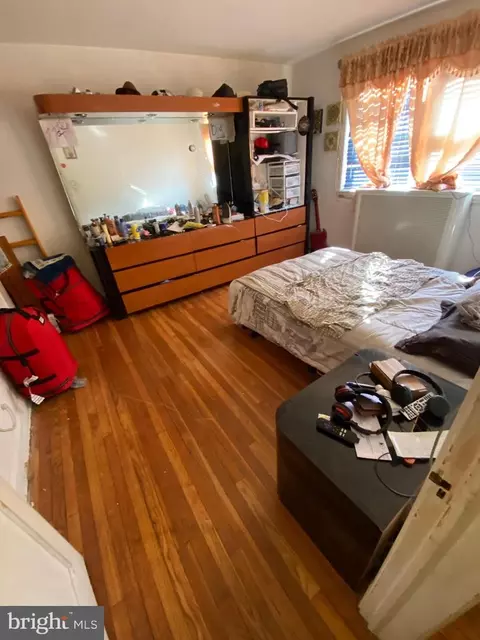 Bedroom - 450 Random Rd, Baltimore, MD 21229 photo 1 of 3