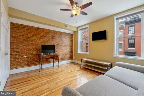 240 S Exeter St, Baltimore, MD 21202 photo 16
