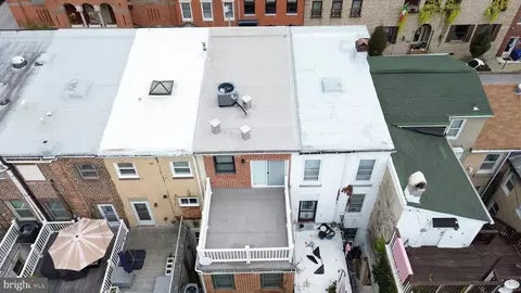 240 S Exeter St, Baltimore, MD 21202 photo 38