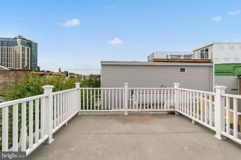 240 S Exeter St, Baltimore, MD 21202 photo 31