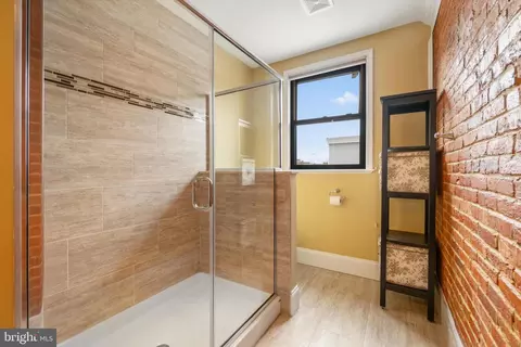 240 S Exeter St, Baltimore, MD 21202 photo 26