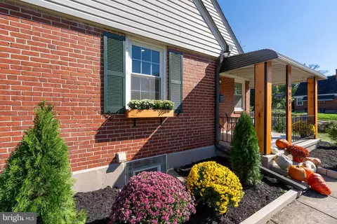 Exterior - 4901 Gilray Dr, Baltimore, MD 21214 photo 7 of 21
