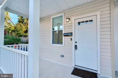Exterior - 569 E 38th St, Baltimore, MD 21218 photo 6 of 7