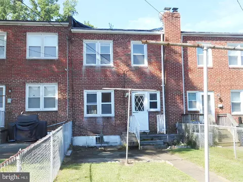 Exterior - 1223 Wicklow Rd, Baltimore, MD 21229 photo 3 of 3