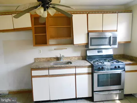 Kitchen - 1223 Wicklow Rd, Baltimore, MD 21229 photo 1 of 2
