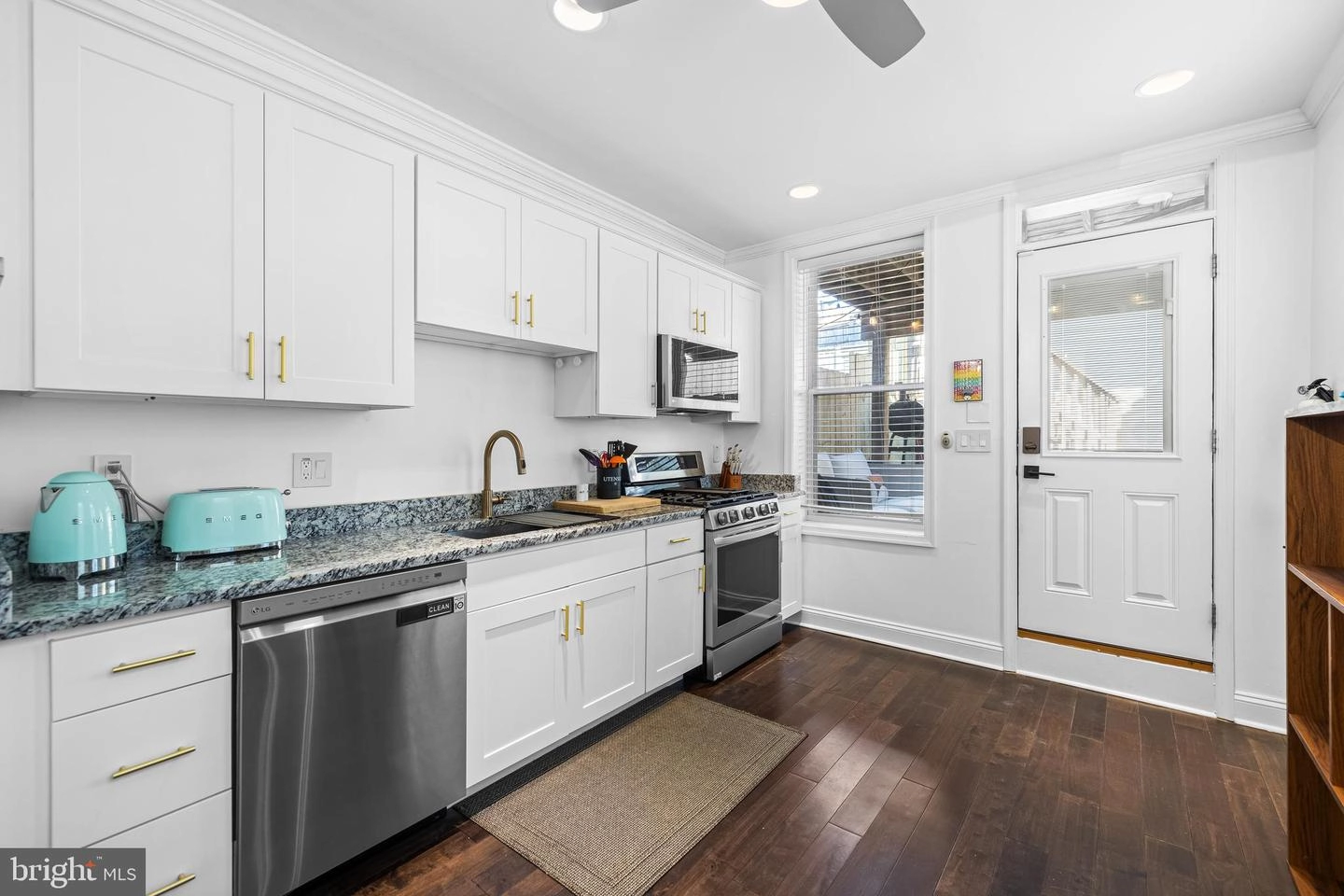 Kitchen - 1638 E Baltimore St, Baltimore, MD 21231 photo 1 of 1