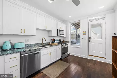 Kitchen - 1638 E Baltimore St, Baltimore, MD 21231 photo 1 of 1