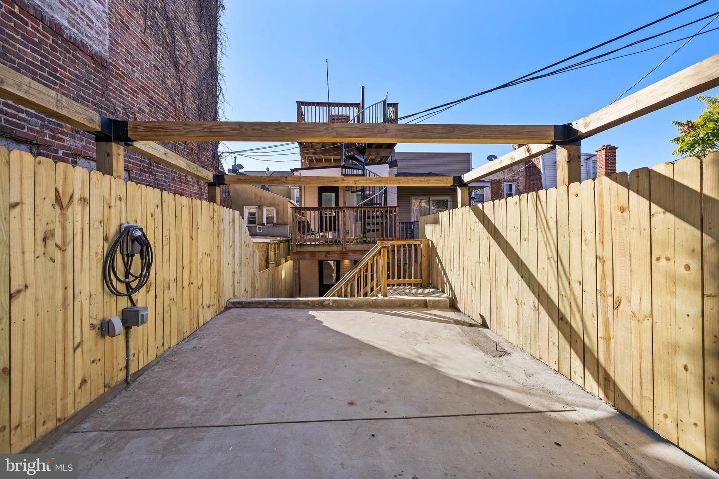 Exterior - 1638 E Baltimore St, Baltimore, MD 21231 photo 16 of 17