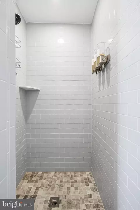 Bath - 1638 E Baltimore St, Baltimore, MD 21231 photo 4 of 4