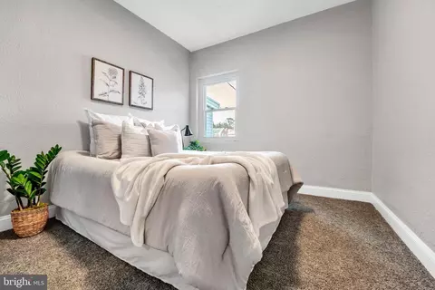 Bedroom - 3228 Sequoia Ave, Baltimore, MD 21215 photo 5 of 6