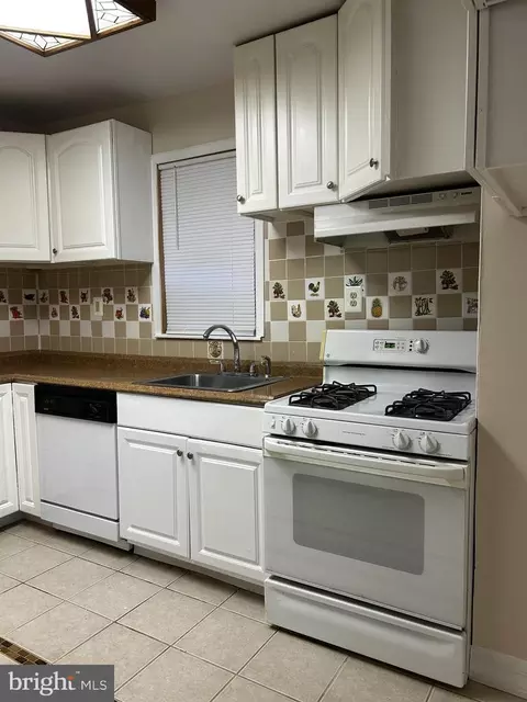 1942 Mchenry St, Baltimore, MD 21223 photo 5