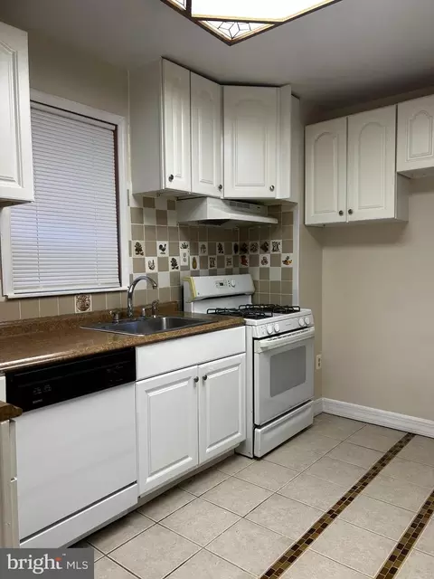 1942 Mchenry St, Baltimore, MD 21223 photo 6
