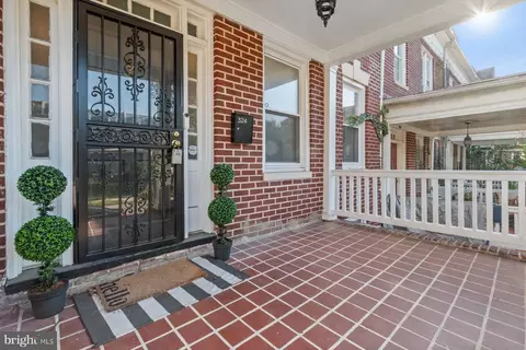 Exterior - 324 E University Pkwy, Baltimore, MD 21218 photo 2 of 8