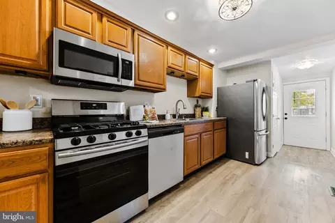 3421 Keswick Rd, Baltimore, MD 21211 photo 8