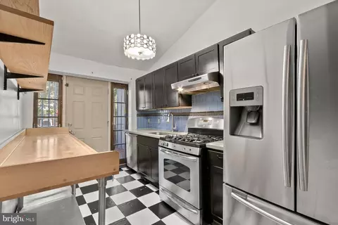 319 Scott St, Baltimore, MD 21230 photo 10