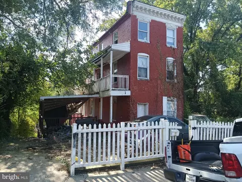 2821 Kinsey Ave, Baltimore, MD 21223