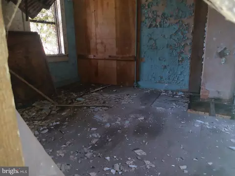 219 S Parrish St, Baltimore, MD 21223 photo 6