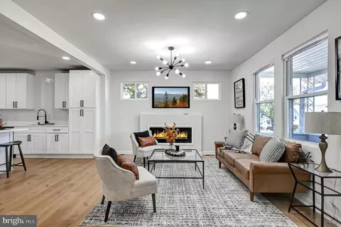 Living - 3907 Woodlea Ave, Baltimore, MD 21206 photo 1 of 1