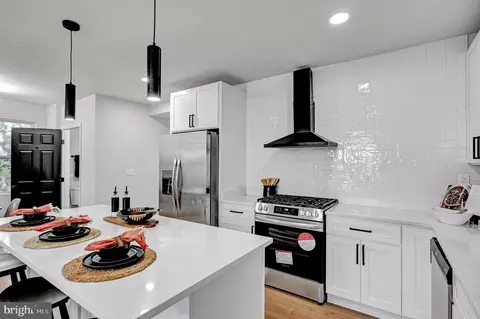 Kitchen - 3907 Woodlea Ave, Baltimore, MD 21206 photo 3 of 4