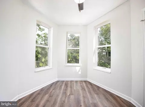 1724 E Lanvale St, Baltimore, MD 21213 photo 15