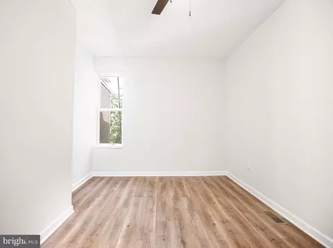 1724 E Lanvale St, Baltimore, MD 21213 photo 13