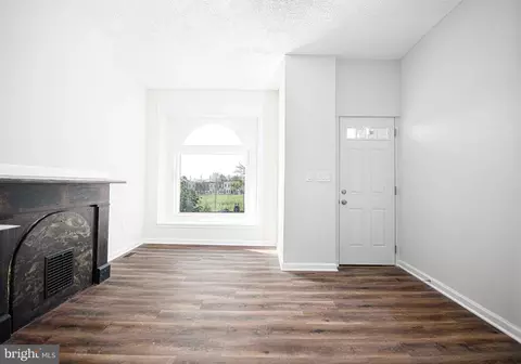 1724 E Lanvale St, Baltimore, MD 21213 photo 7