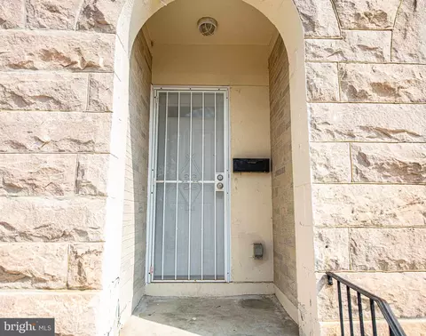 1724 E Lanvale St, Baltimore, MD 21213 photo 24