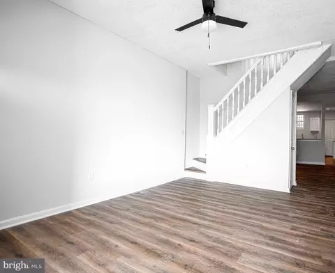 1724 E Lanvale St, Baltimore, MD 21213 photo 5