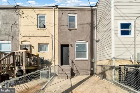 Exterior - 219 N Rose St, Baltimore, MD 21224 photo 2 of 2