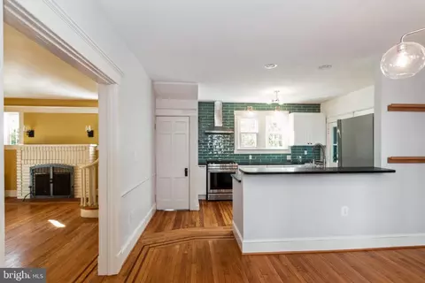 Kitchen - 604 Saint Dunstans Rd, Baltimore, MD 21212 photo 1 of 4