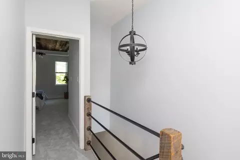 Entry Way - 631 W 33rd St, Baltimore, MD 21211 photo 5 of 6