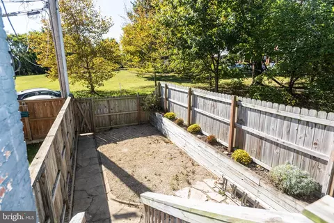 Exterior - 631 W 33rd St, Baltimore, MD 21211 photo 3 of 5