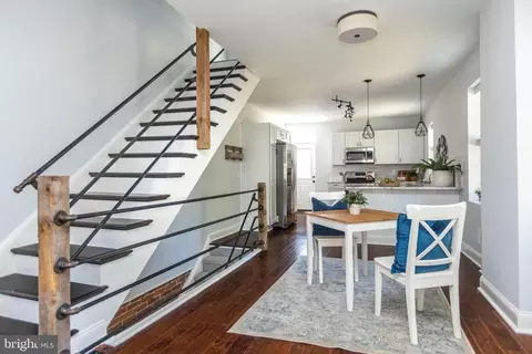Entry Way - 631 W 33rd St, Baltimore, MD 21211 photo 2 of 6