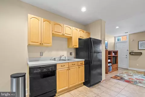 2107 Moyer St, Baltimore, MD 21231 photo 6