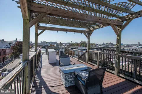 Exterior - 37 E Fort Ave E, Baltimore, MD 21230 photo 8 of 19