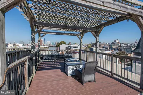 Exterior - 37 E Fort Ave E, Baltimore, MD 21230 photo 10 of 19