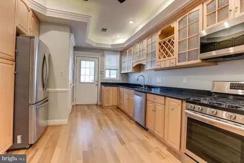 Kitchen - 37 E Fort Ave E, Baltimore, MD 21230 photo 2 of 2