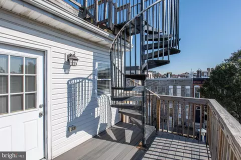 Exterior - 37 E Fort Ave E, Baltimore, MD 21230 photo 15 of 19