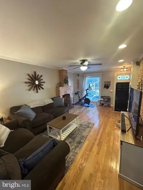 1426 Jackson St, Baltimore, MD 21230 photo 4