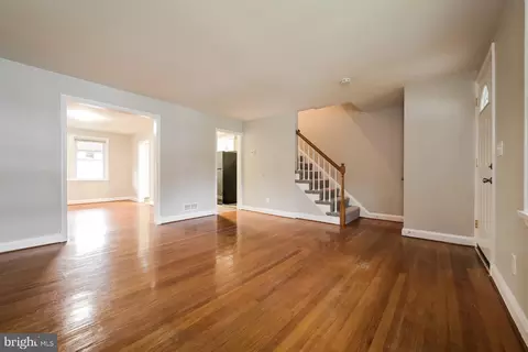 Living - 3704 Bonview Ave, Baltimore, MD 21213 photo 1 of 4
