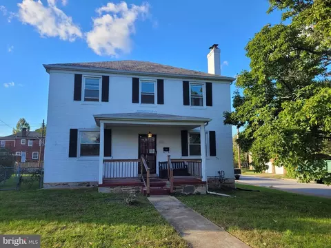 3700 Clarks Ln, Baltimore, MD 21215
