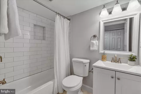 3908 Rokeby Rd, Baltimore, MD 21229 photo 24